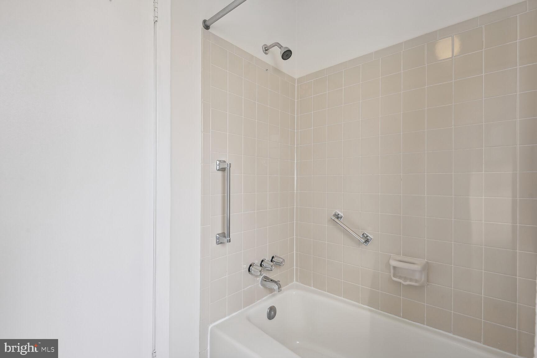 DOCKSIDE - Residential