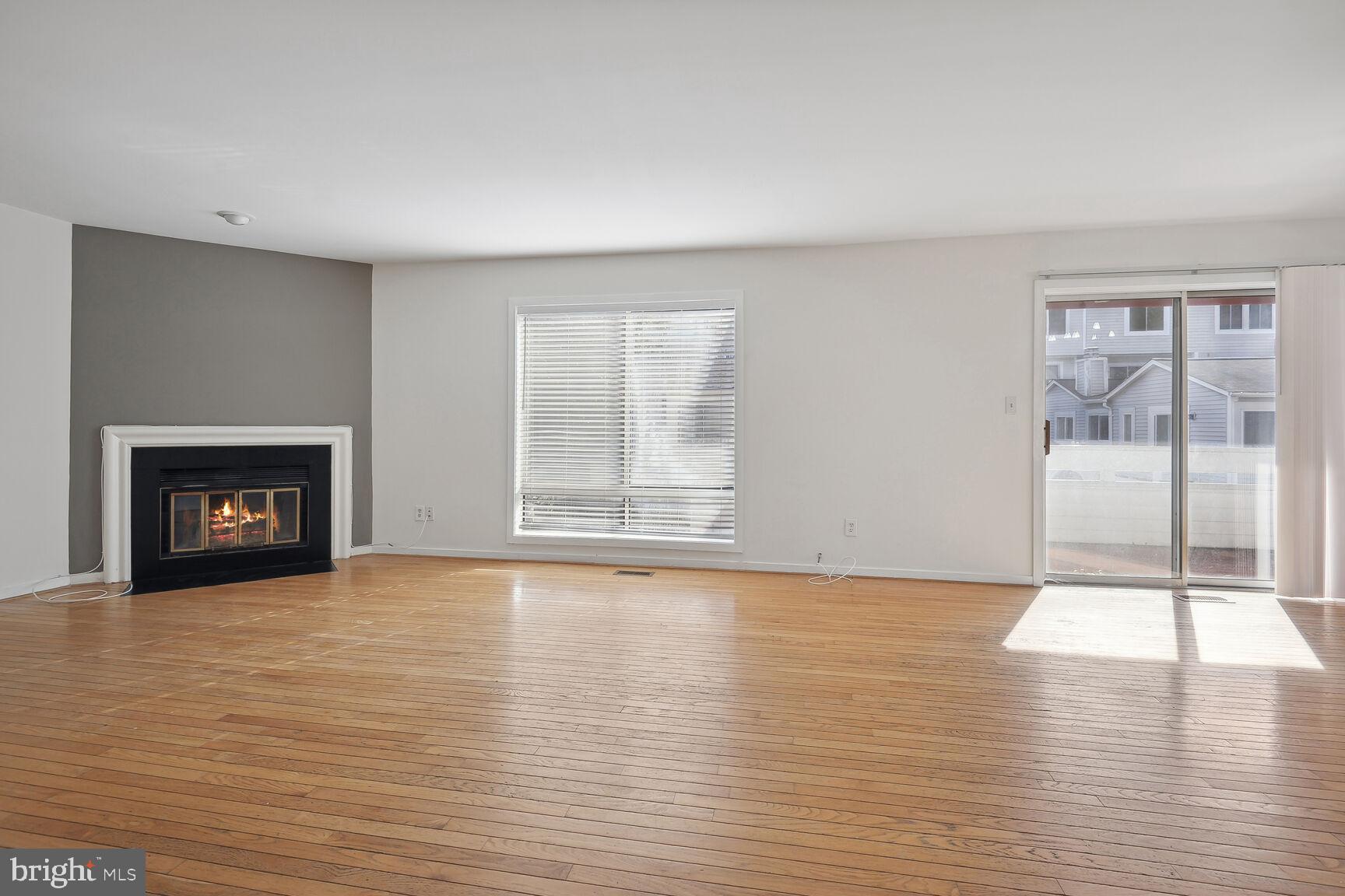 DOCKSIDE - Residential