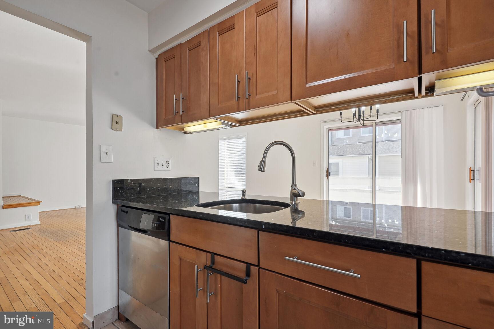 DOCKSIDE - Residential