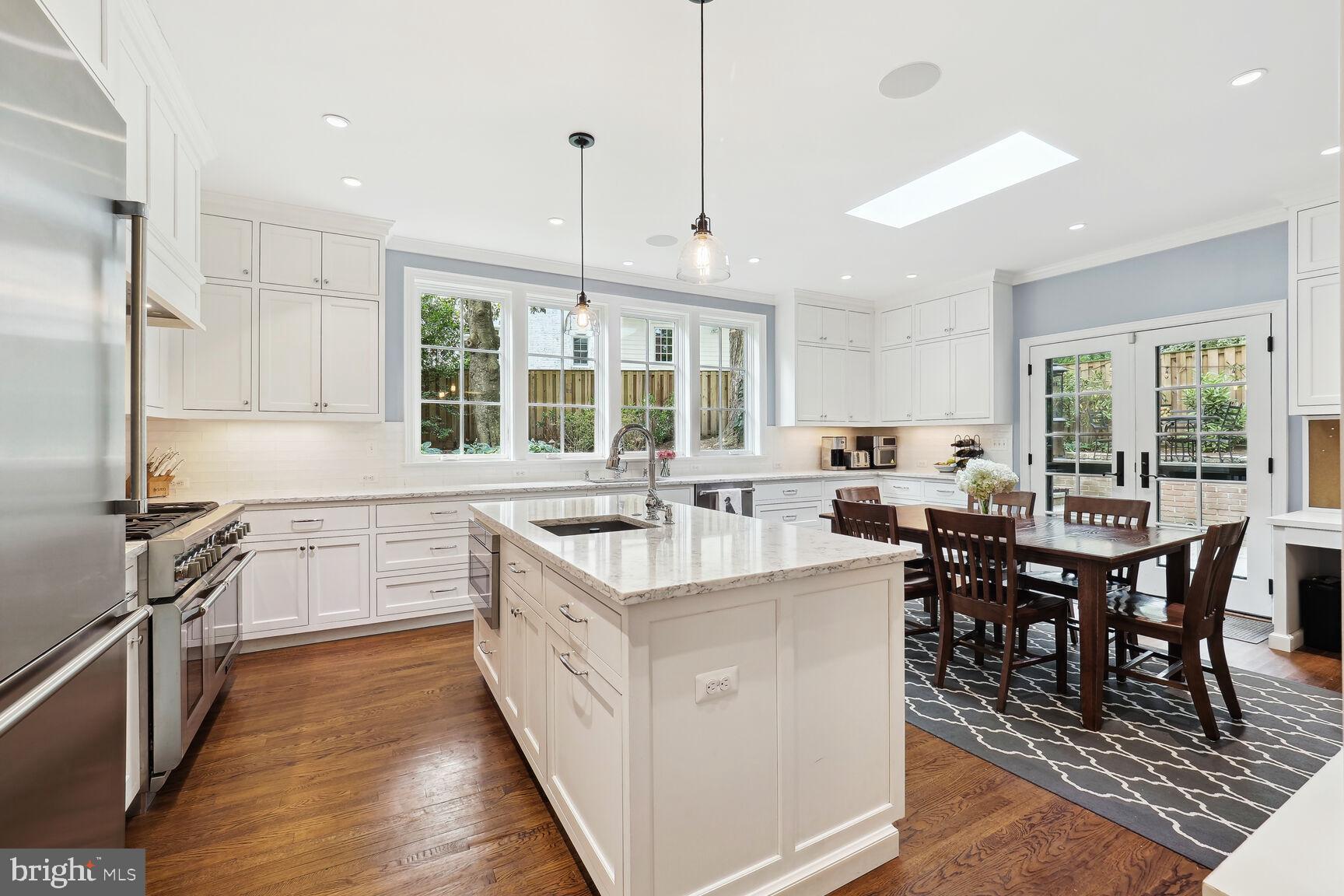 CHEVY CHASE - Residential