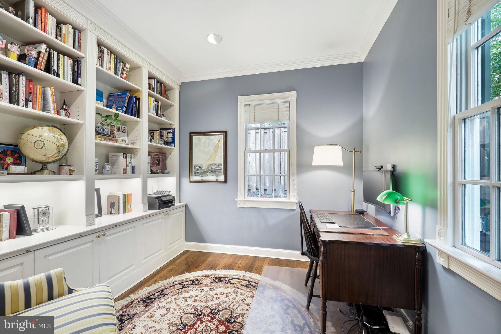 CHEVY CHASE - Residential