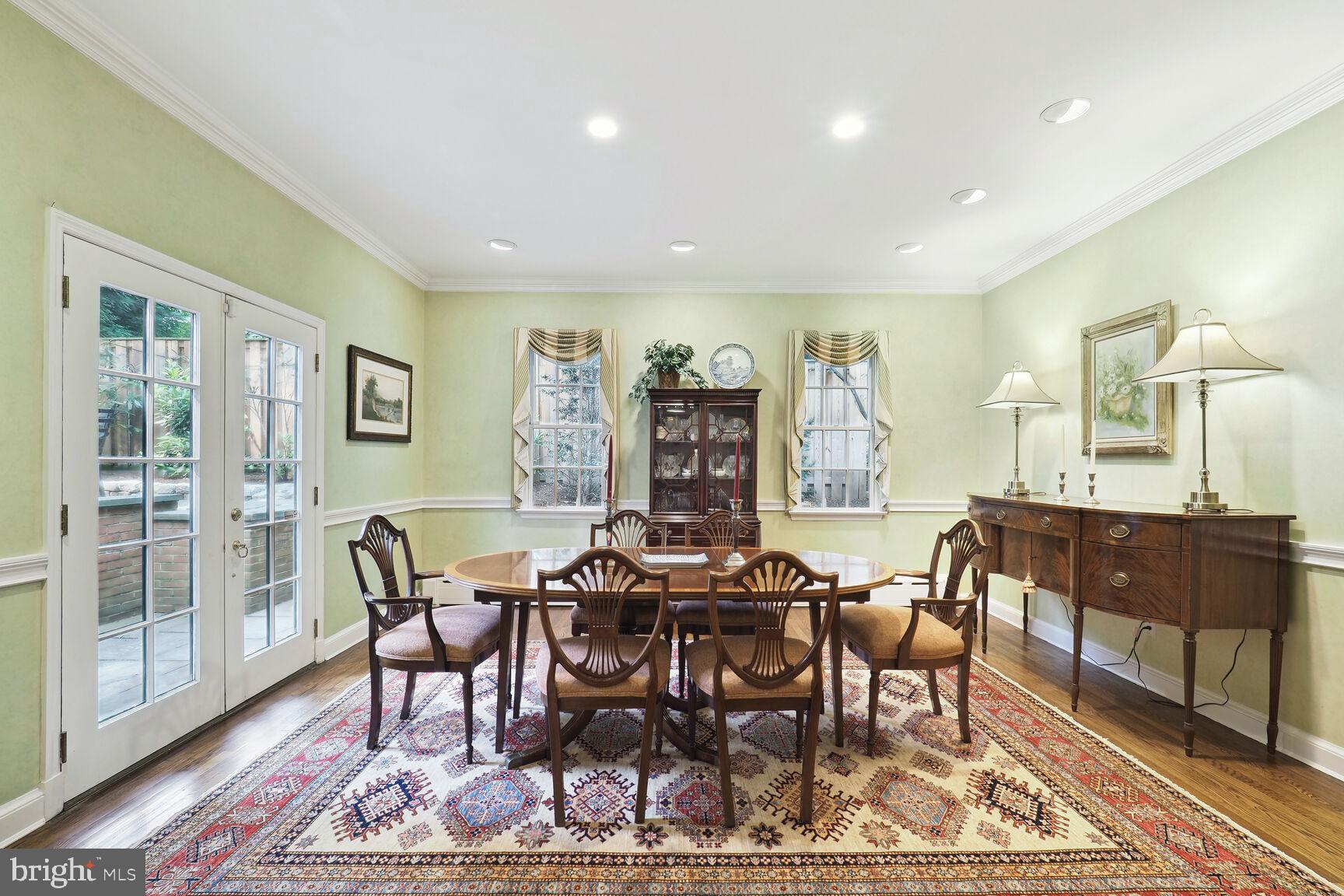 CHEVY CHASE - Residential