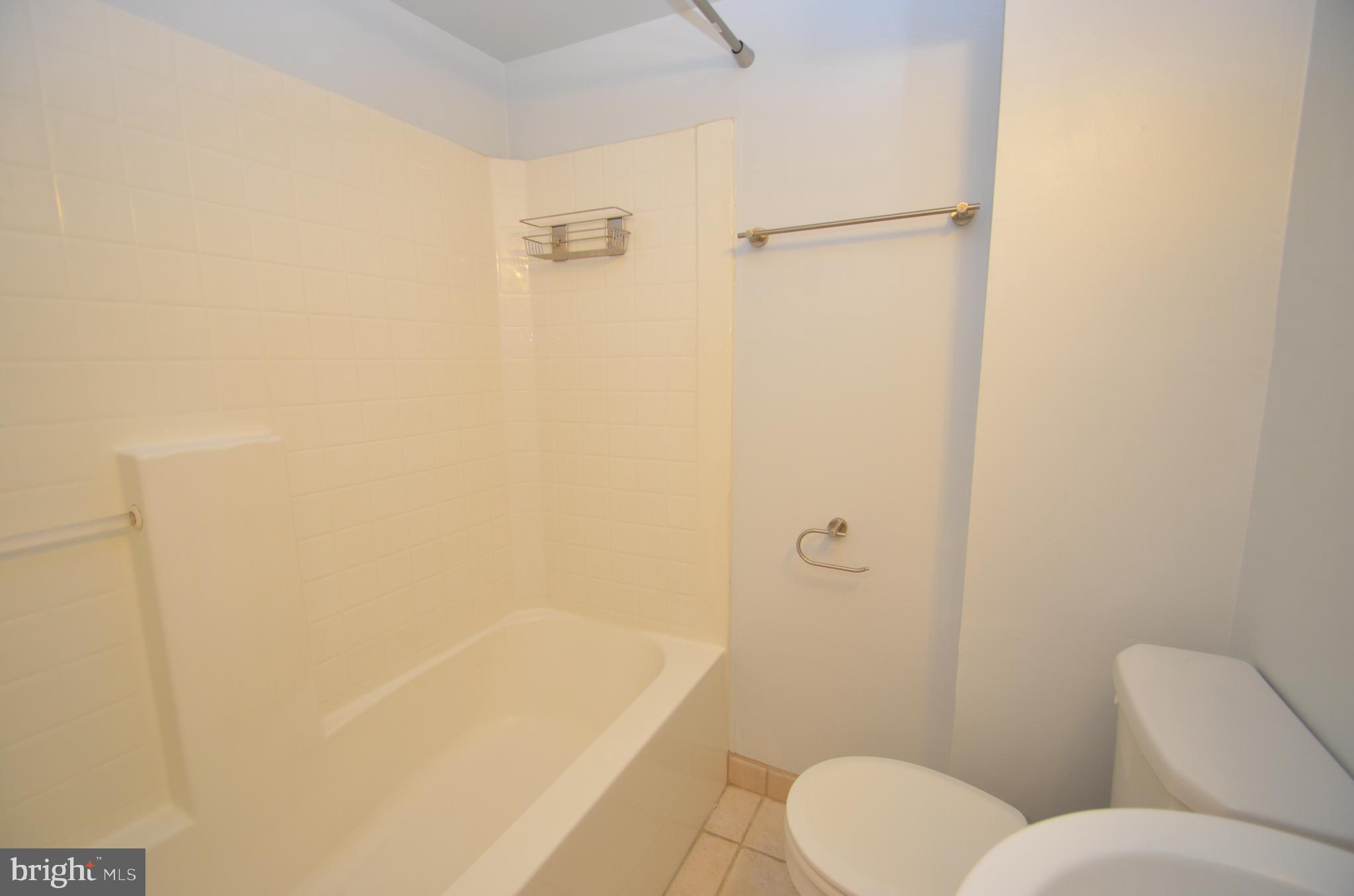 OLD TOWN ALEXANDRIA - Residential Lease