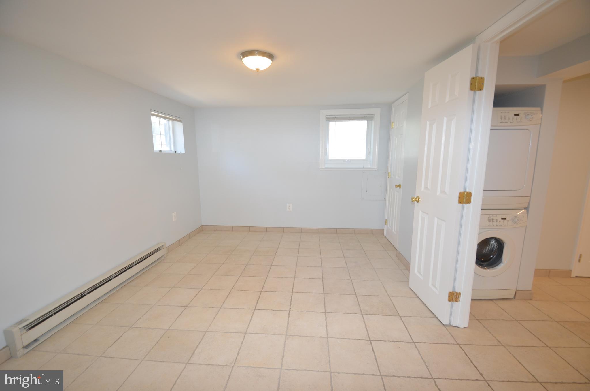 OLD TOWN ALEXANDRIA - Residential Lease