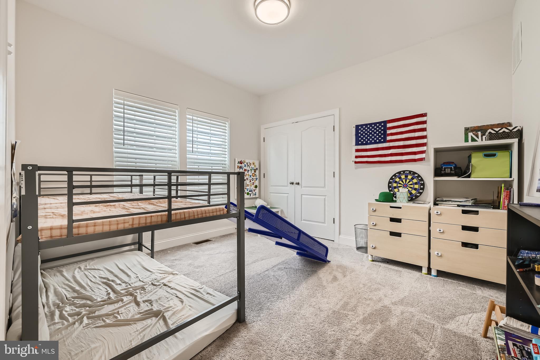 GREENLEIGH AT CROSSROADS - Residential Lease