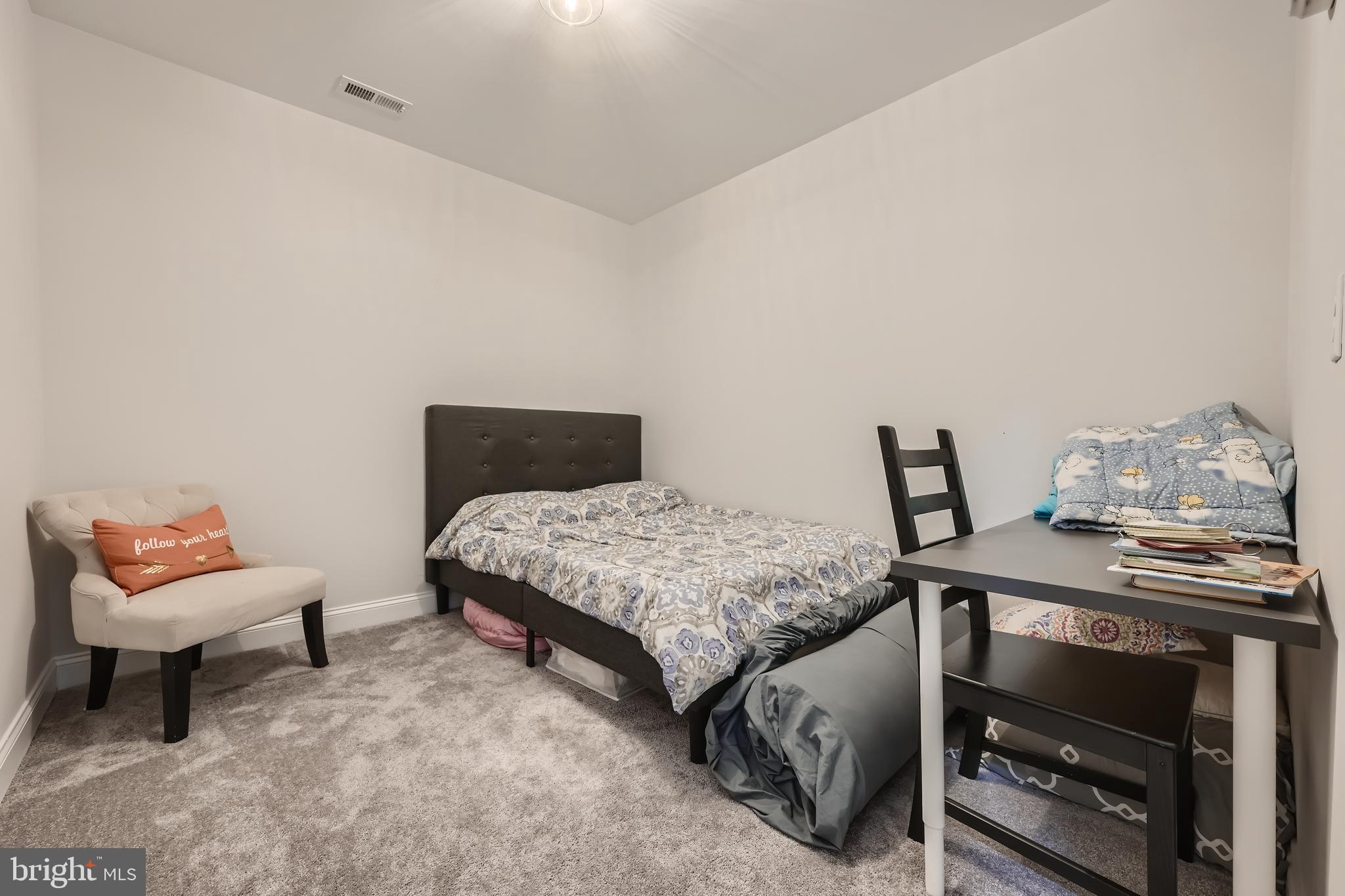 GREENLEIGH AT CROSSROADS - Residential Lease