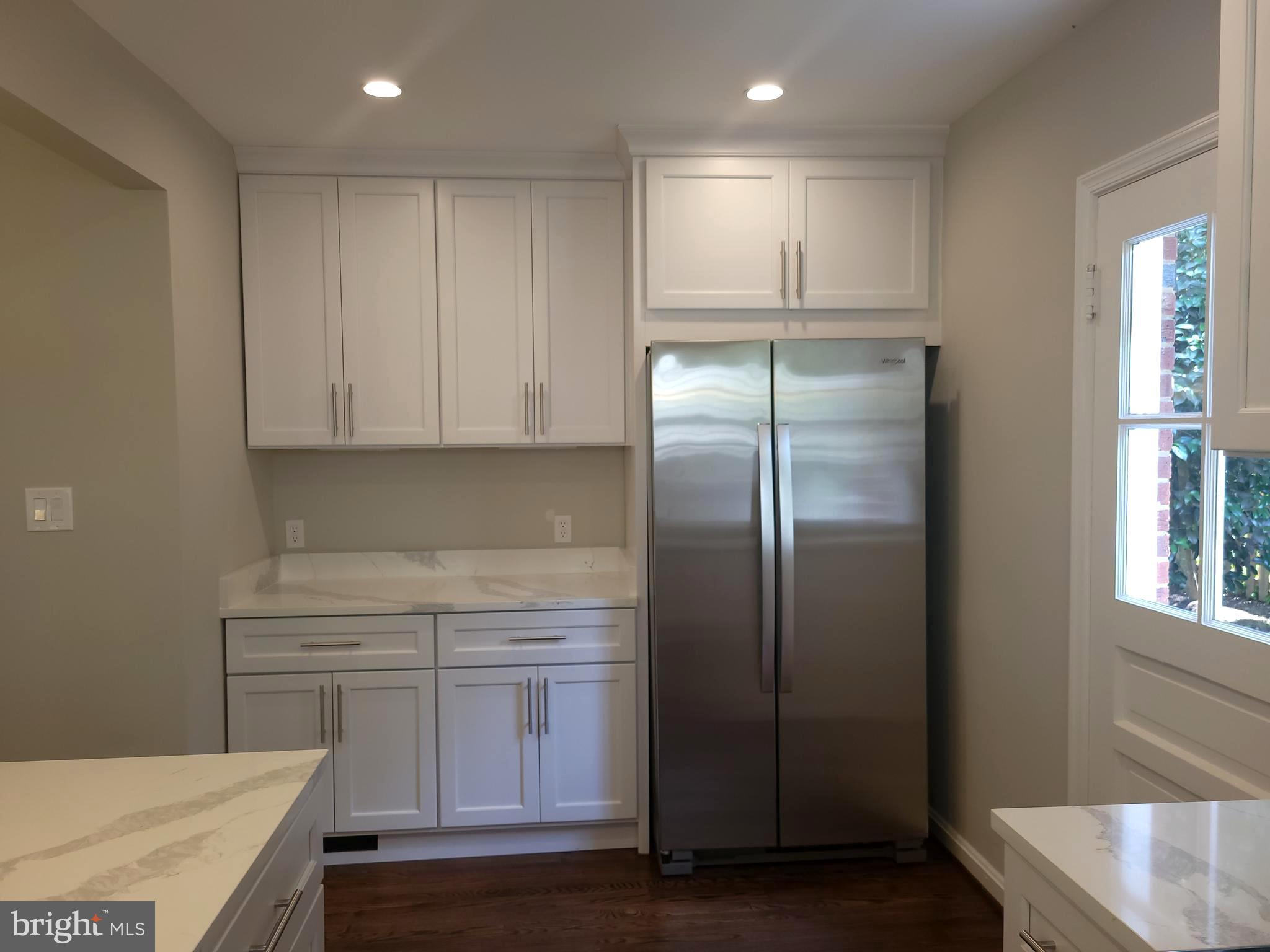 EAST FALLS CHURCH - Residential Lease