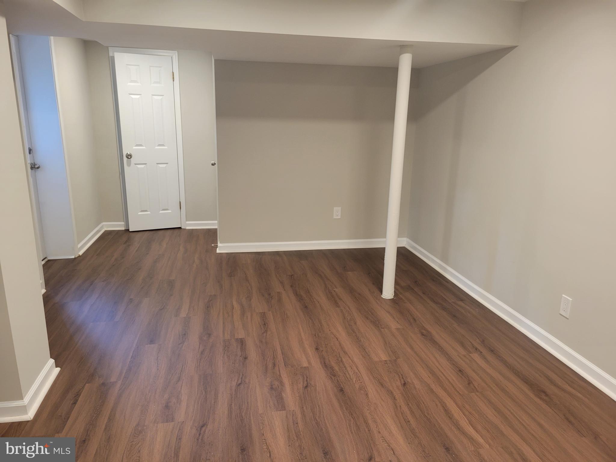 EAST FALLS CHURCH - Residential Lease