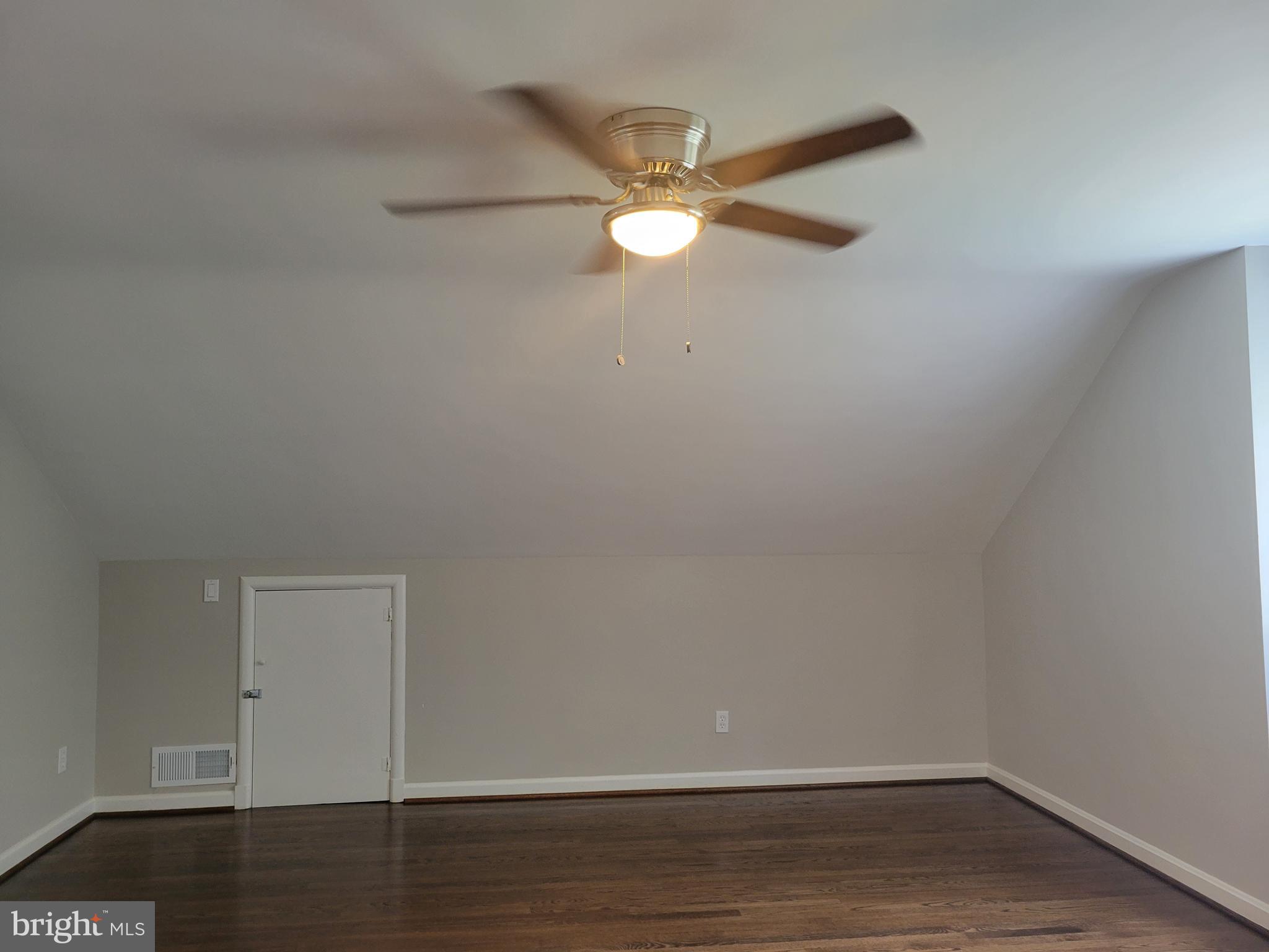 EAST FALLS CHURCH - Residential Lease