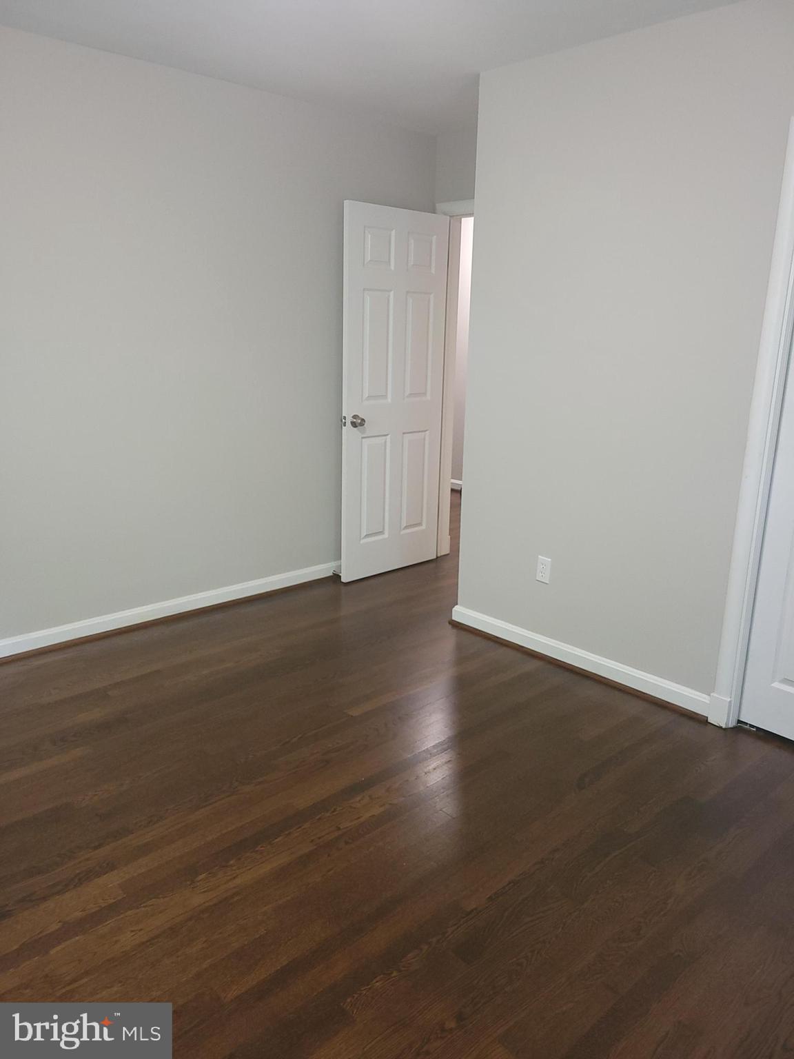 EAST FALLS CHURCH - Residential Lease