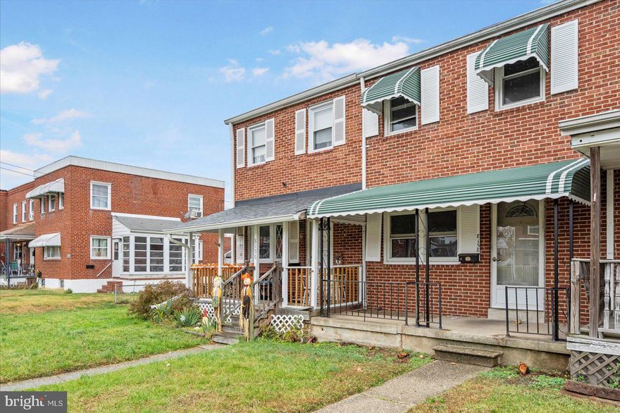 INVESTOR ALERT!!  Townhome located in sought after Gray Haven.  This 3 Bedroom, 1.5 bathroom home has lots to offer.  Open concept layout and MORE!!  PROPERTY IS BEING SOLD AS-IS!  This home has instant equity and multiple possibilities!  Off Street parking in rear.  Book your private showings today!