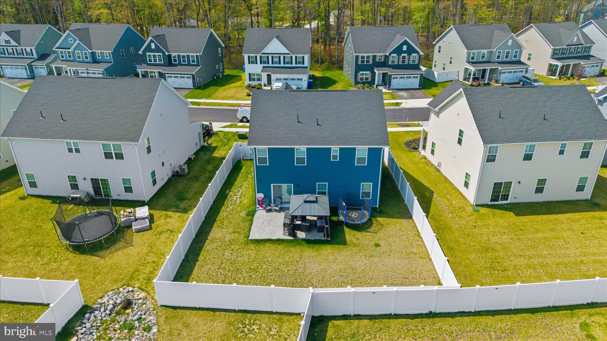 PERRY'S RETREAT - Residential