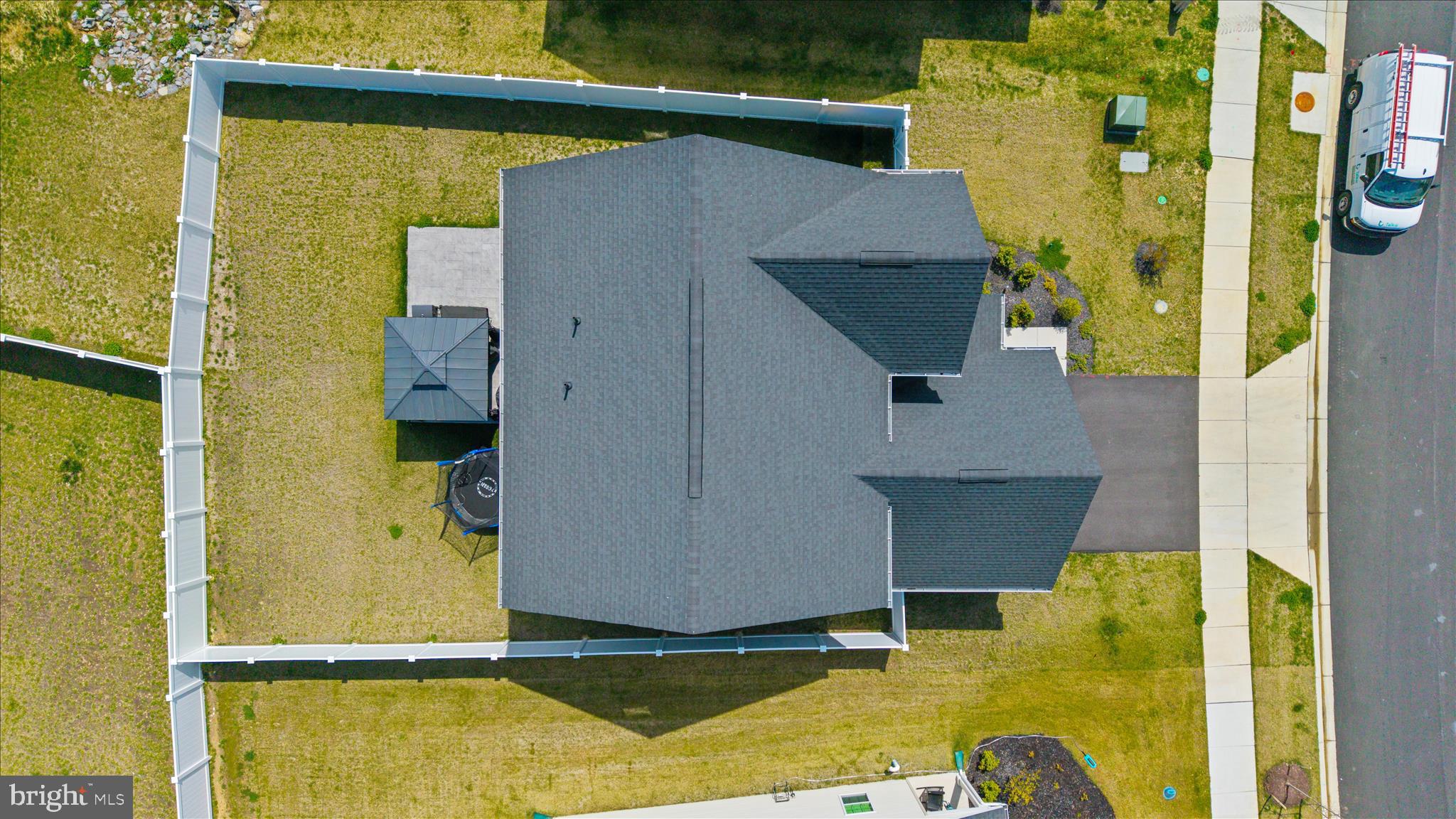 PERRY'S RETREAT - Residential