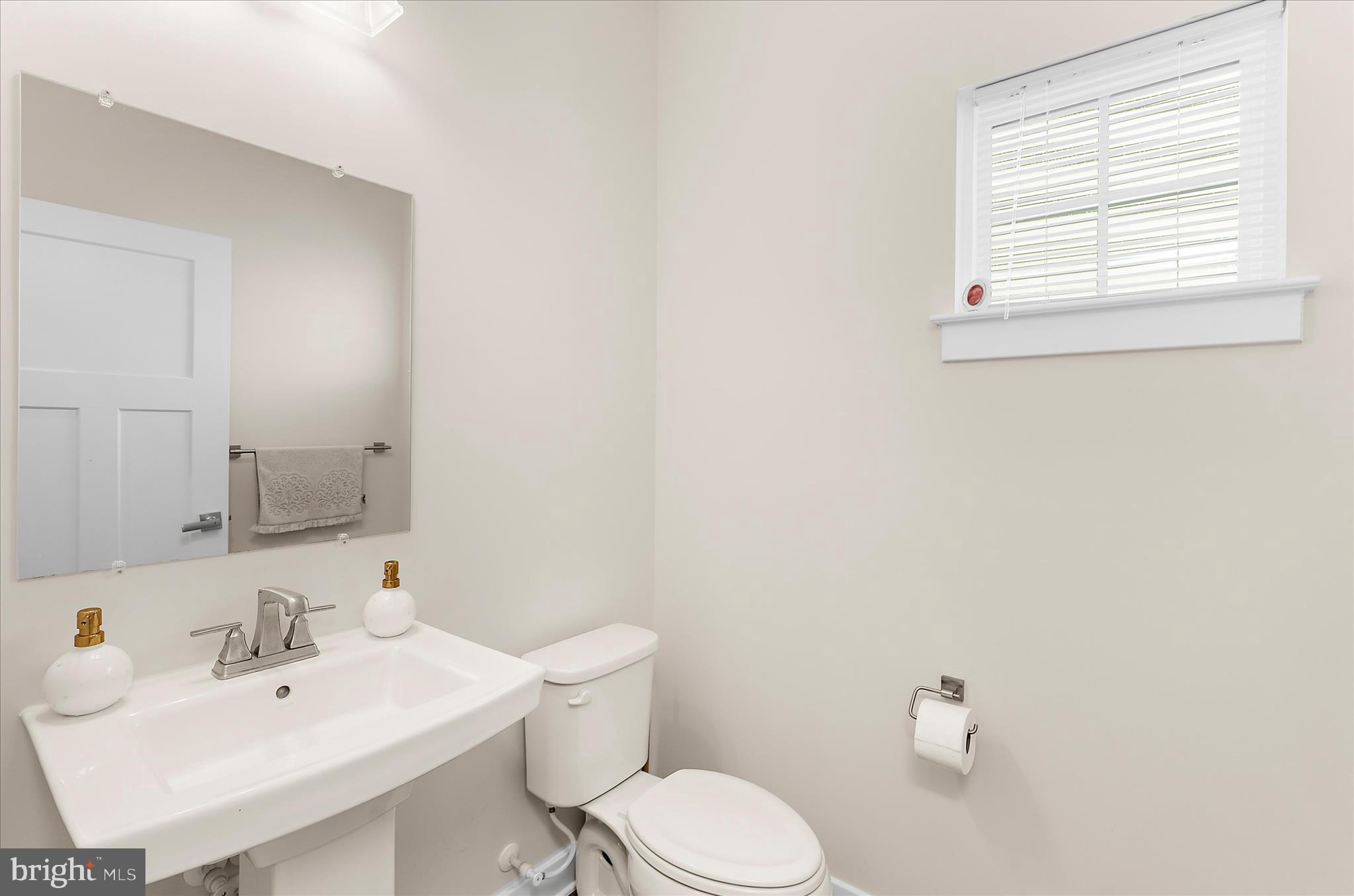 PERRY'S RETREAT - Residential