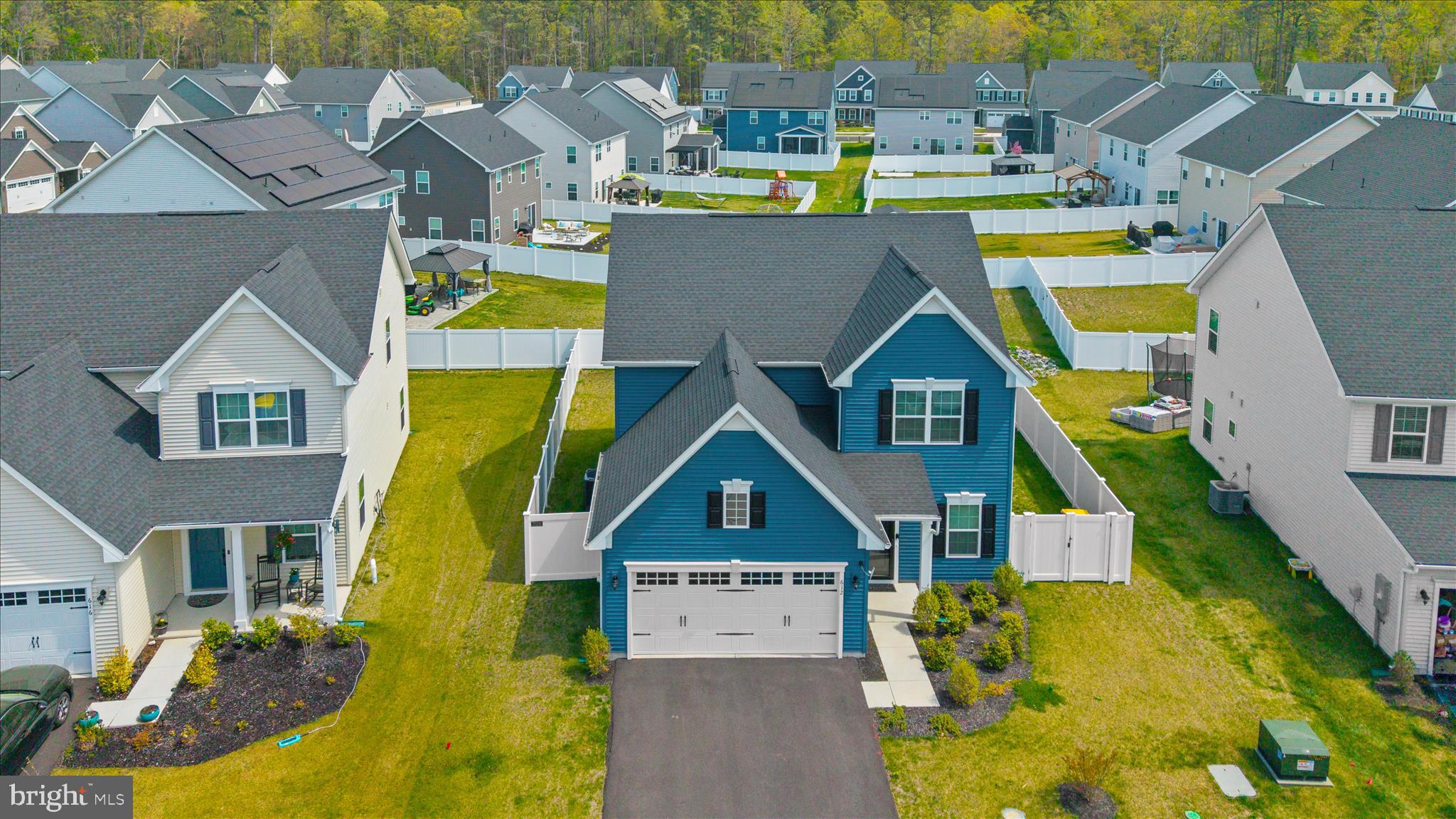 PERRY'S RETREAT - Residential