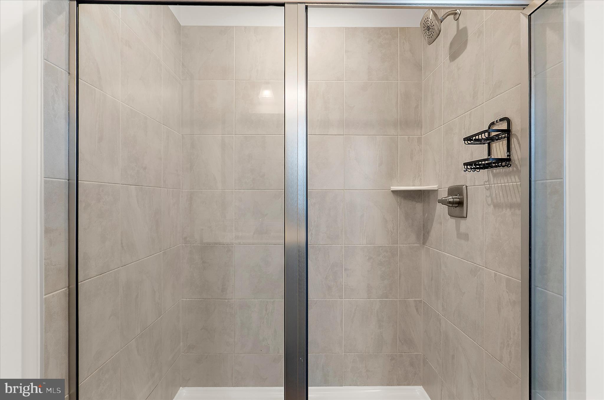 PERRY'S RETREAT - Residential