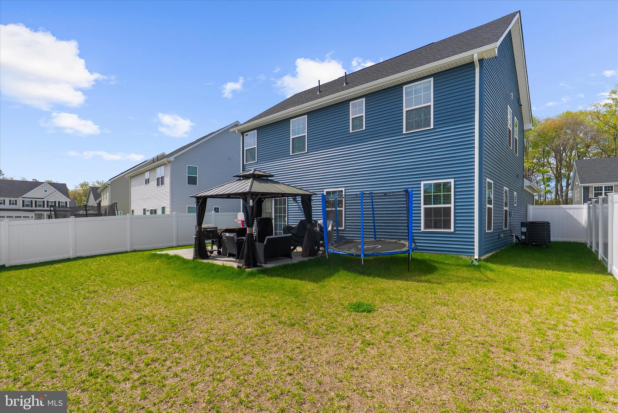 PERRY'S RETREAT - Residential