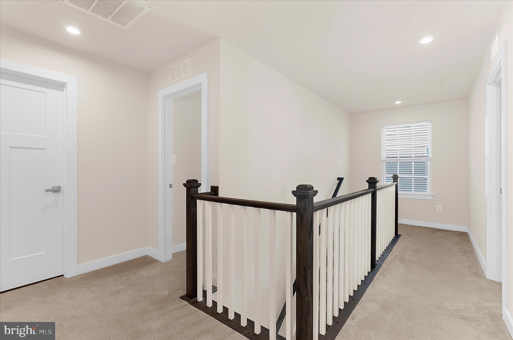 PERRY'S RETREAT - Residential