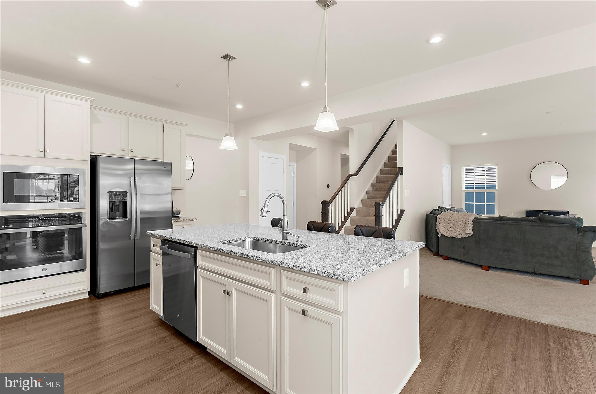 PERRY'S RETREAT - Residential