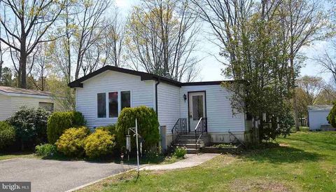 Mobile Home For Sale - 305 Jetty Drive<br/> EGG HARBOR TOWNSHIP, NJ 08234