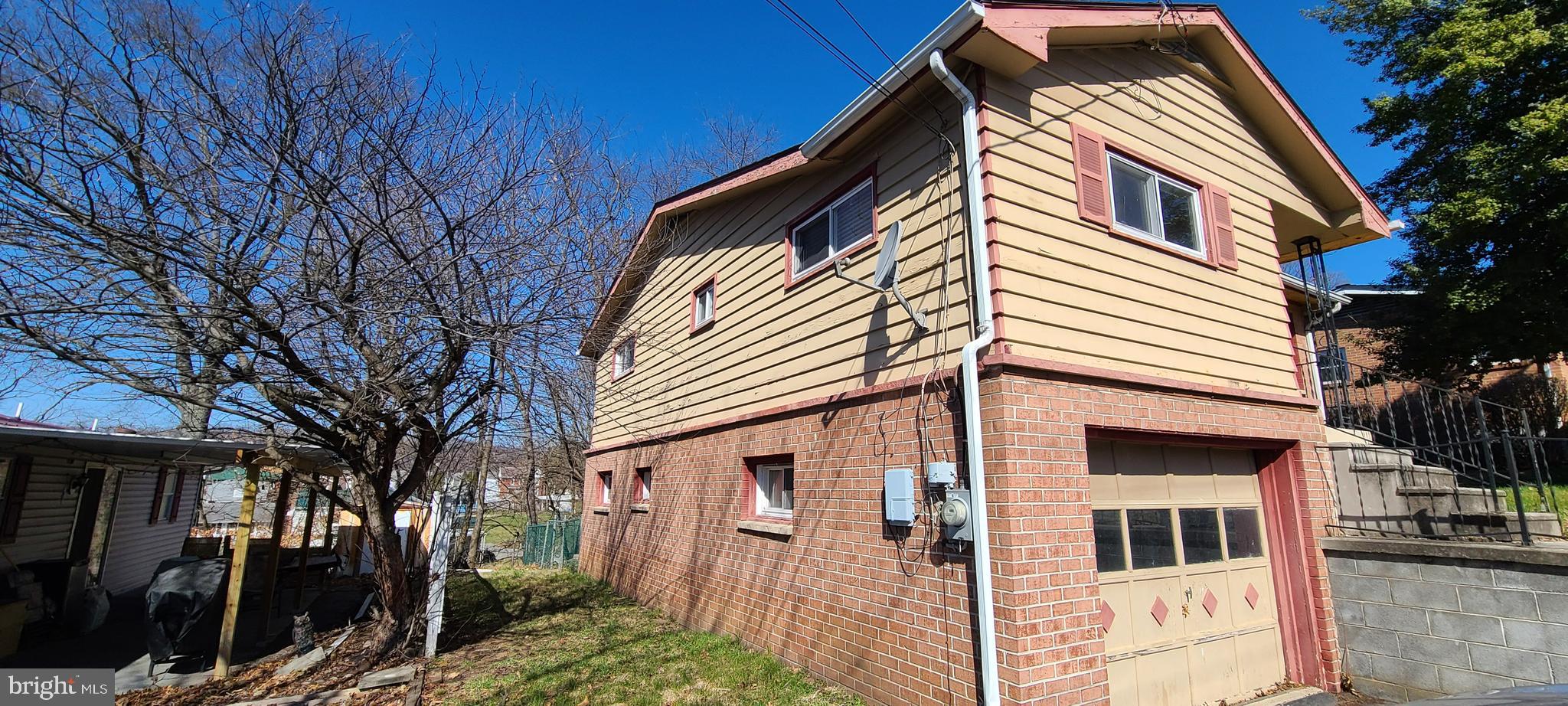 MAPLESIDE - Residential