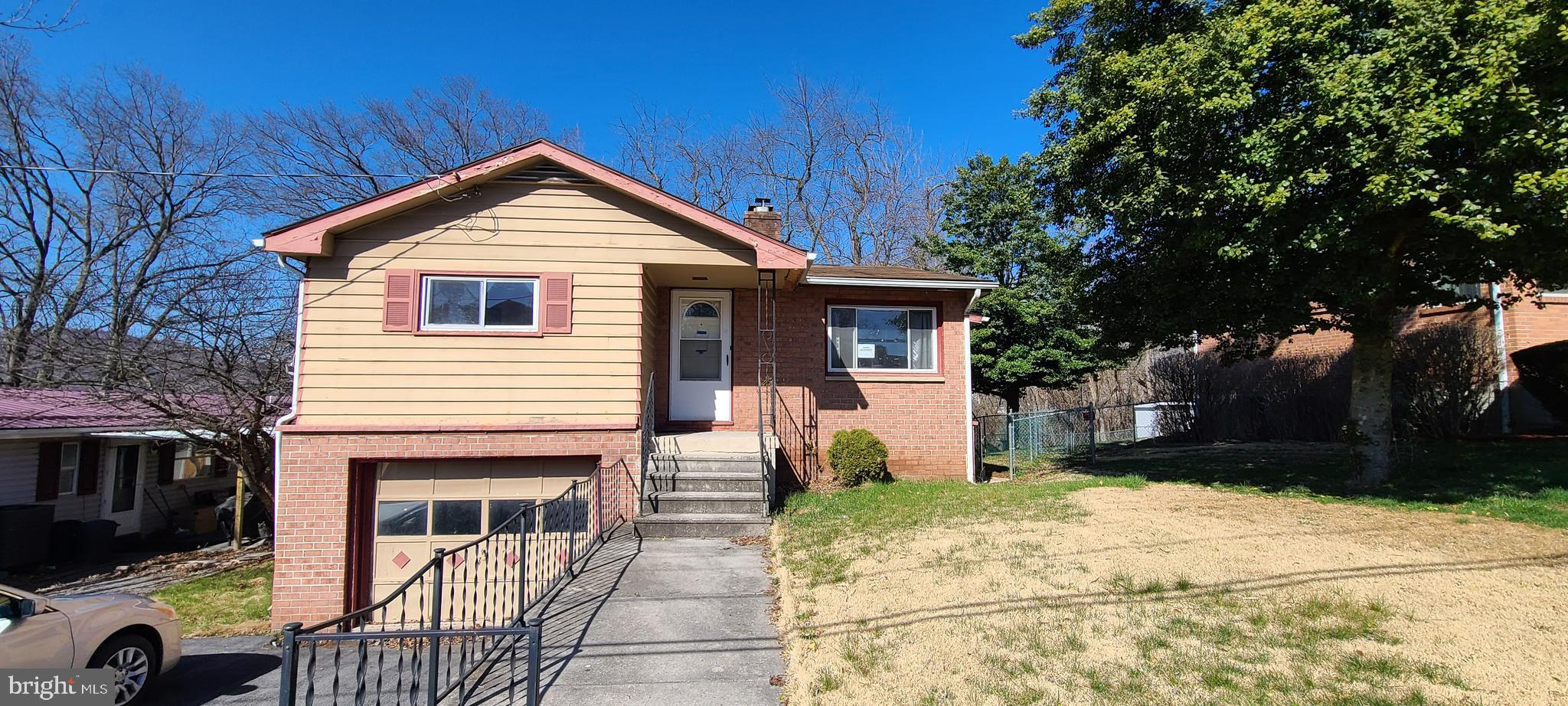 MAPLESIDE - Residential