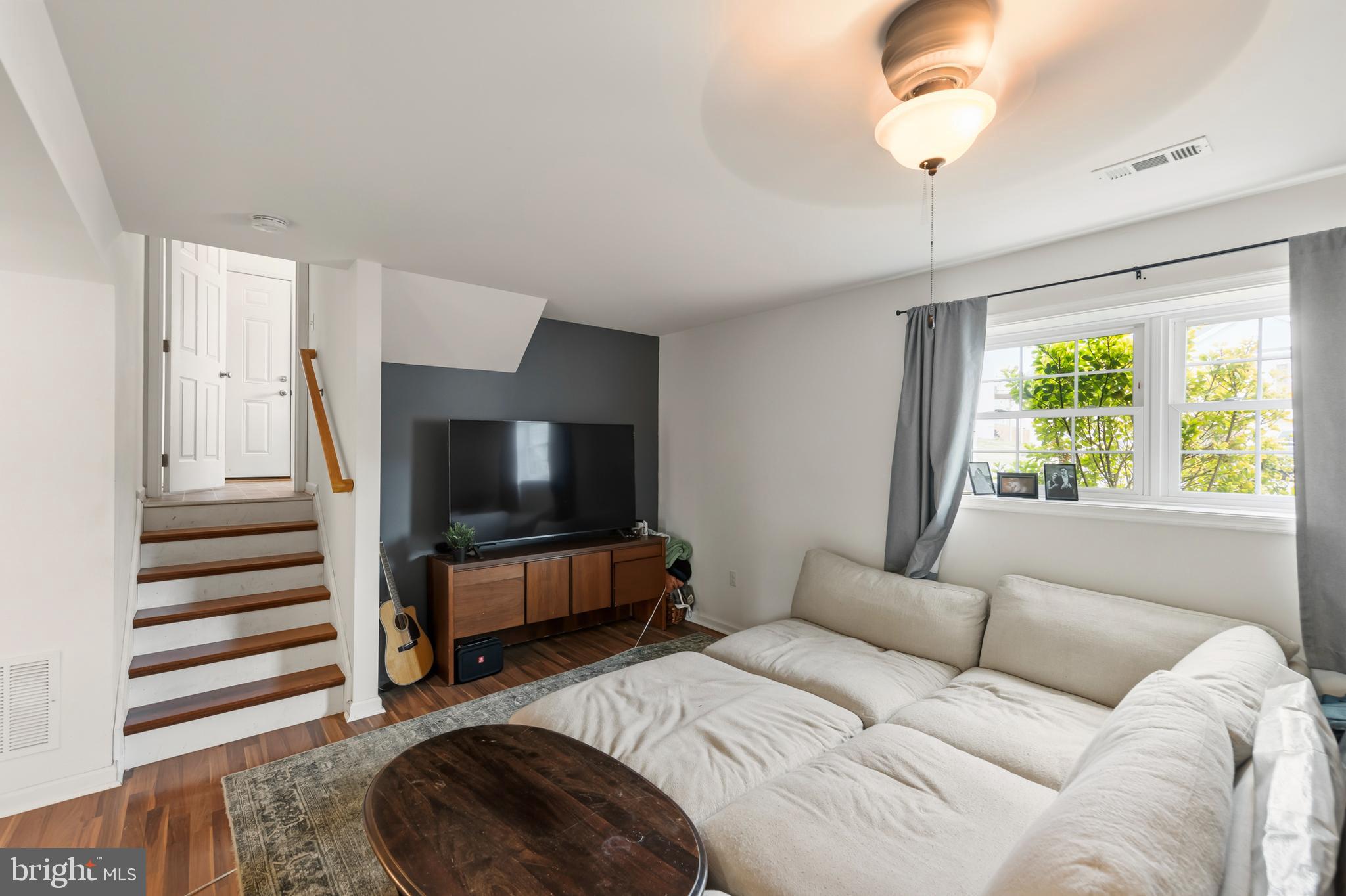INWOOD MEADOWS - Residential