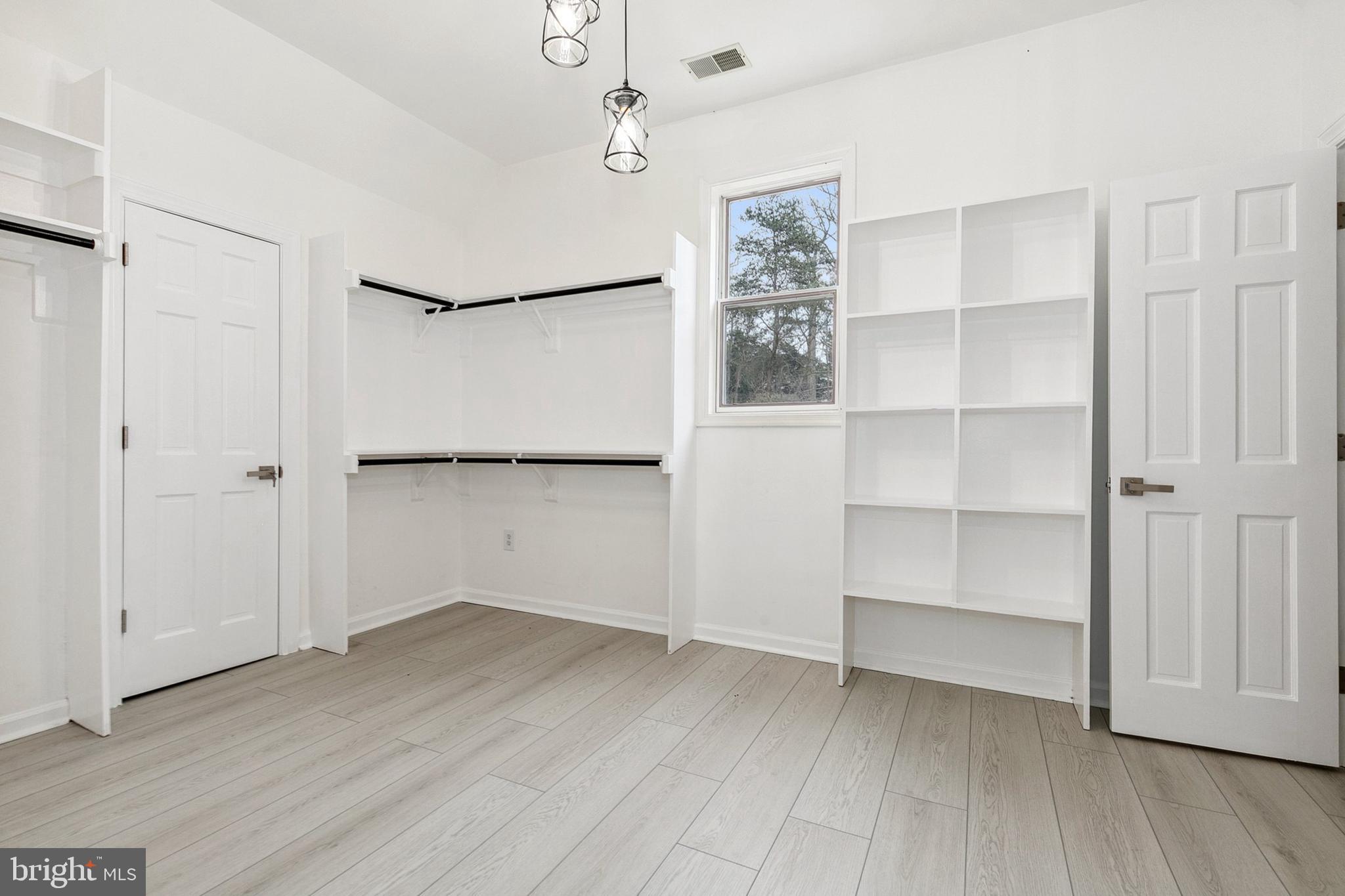 THE PALISADES - Residential