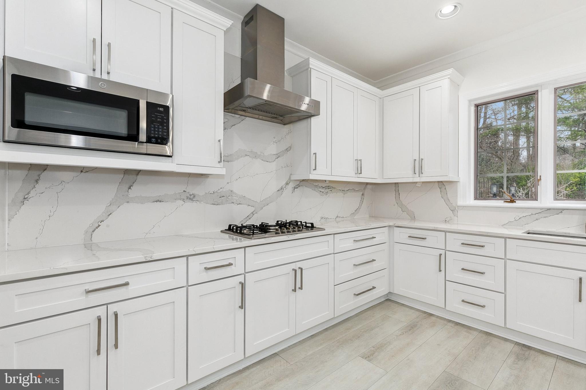 THE PALISADES - Residential