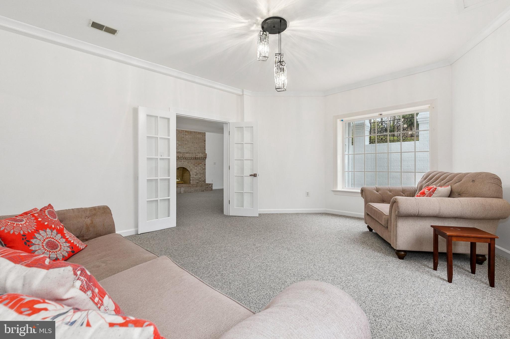 THE PALISADES - Residential