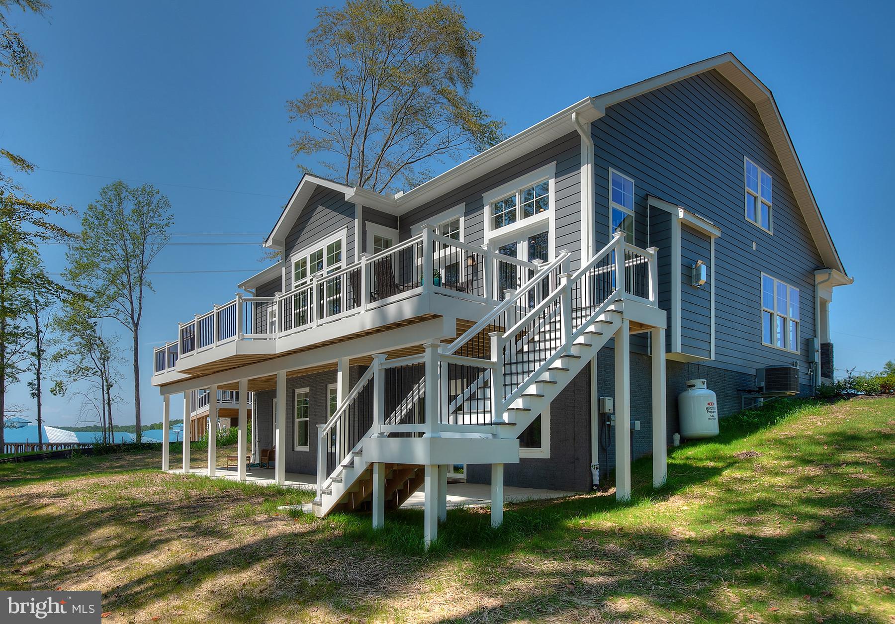 ELK CREEK LANDING - Residential