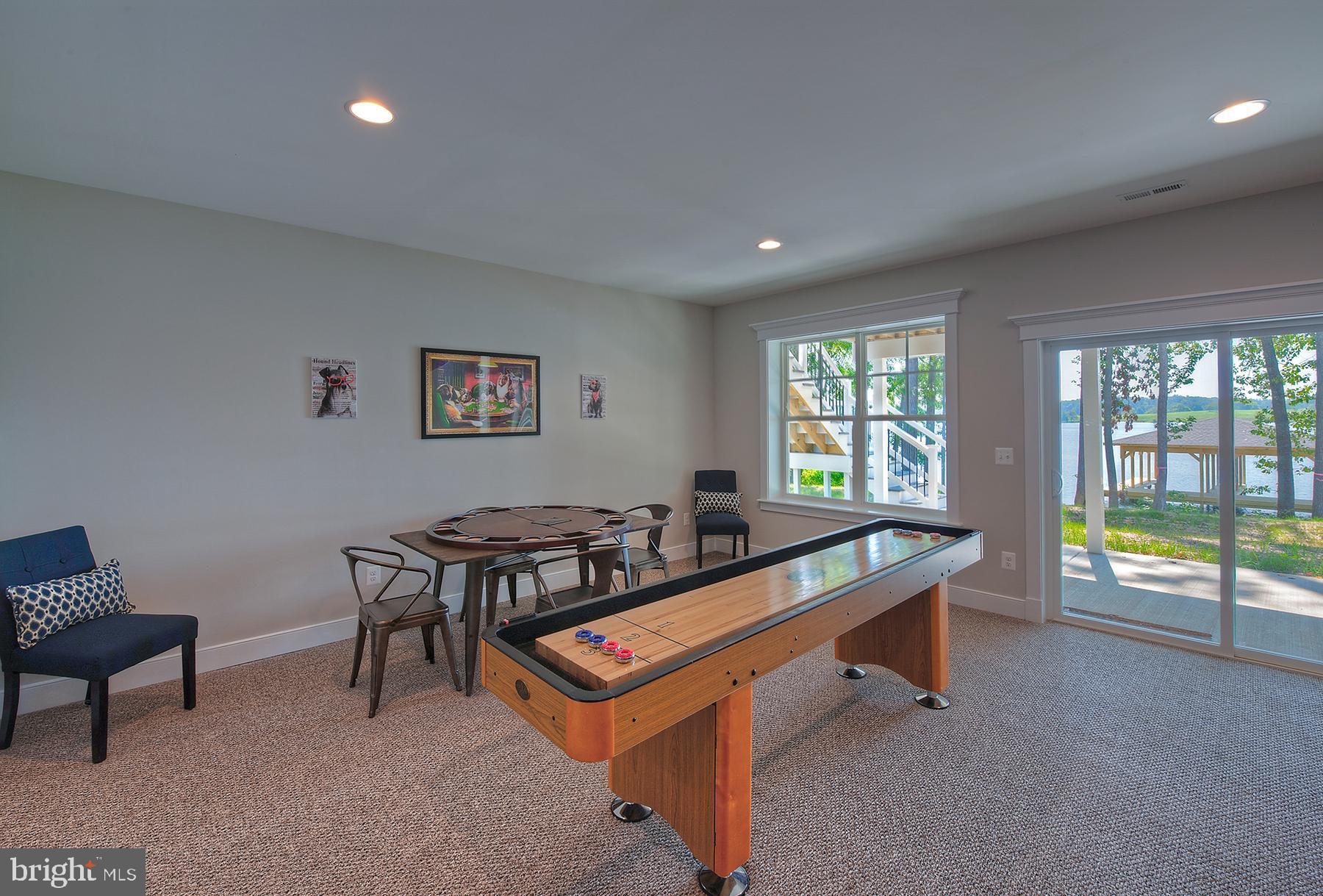 ELK CREEK LANDING - Residential