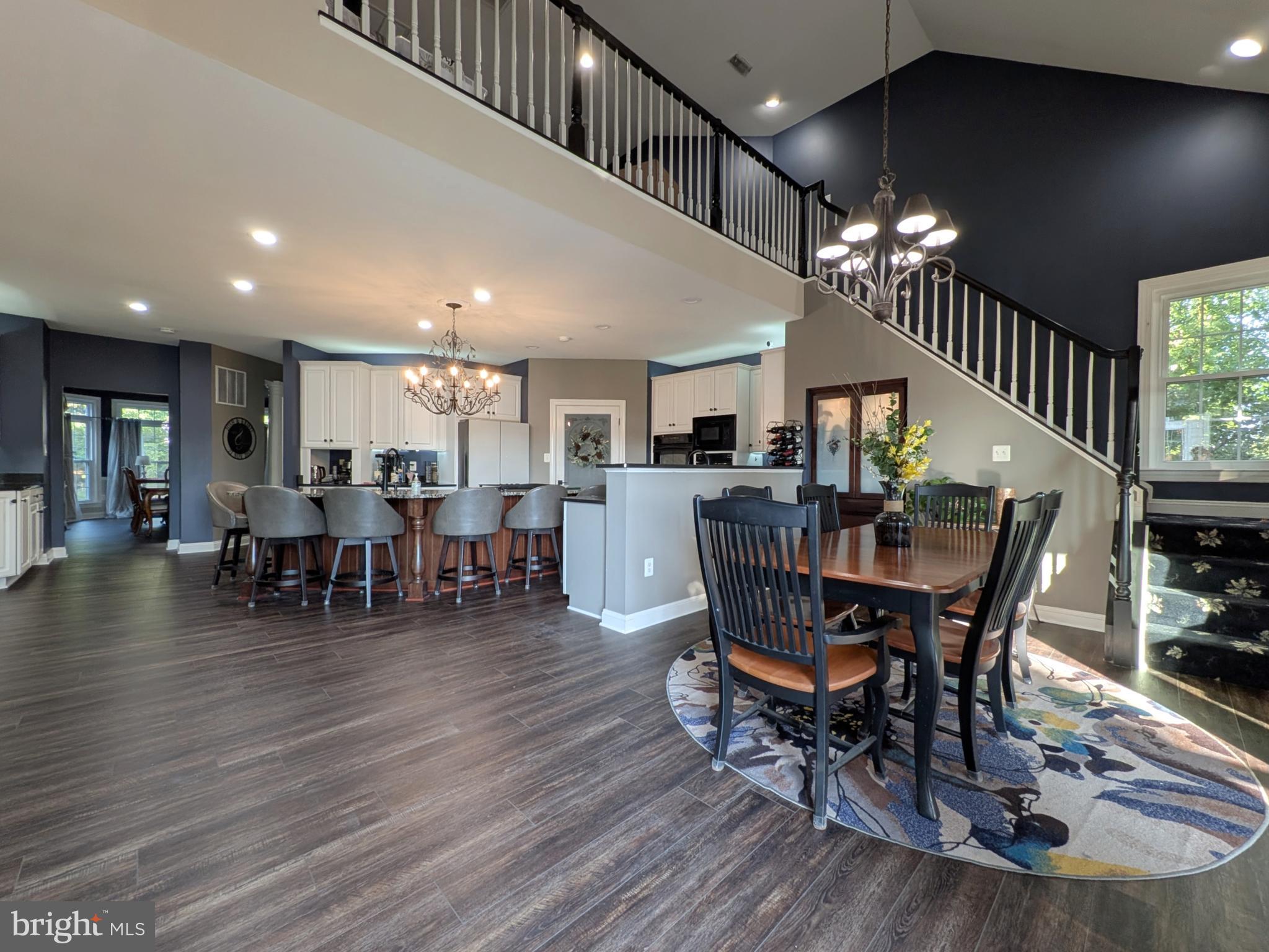 HOLLY HILLS - Residential