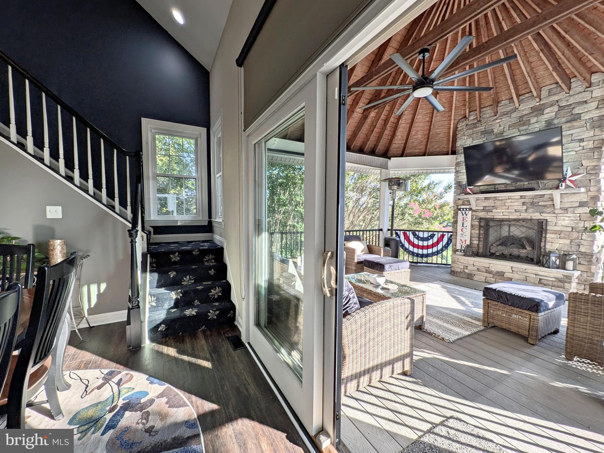 HOLLY HILLS - Residential