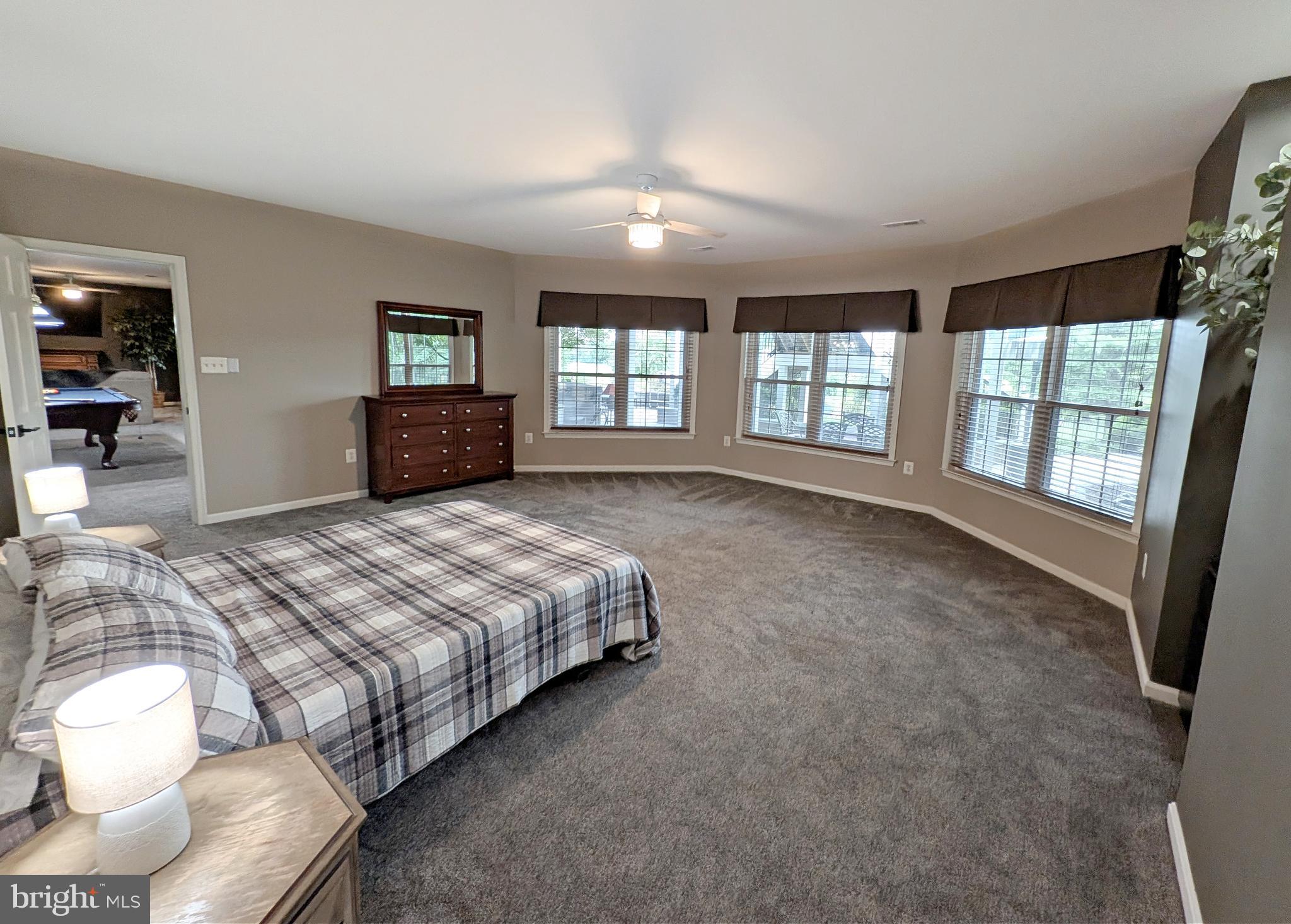 HOLLY HILLS - Residential