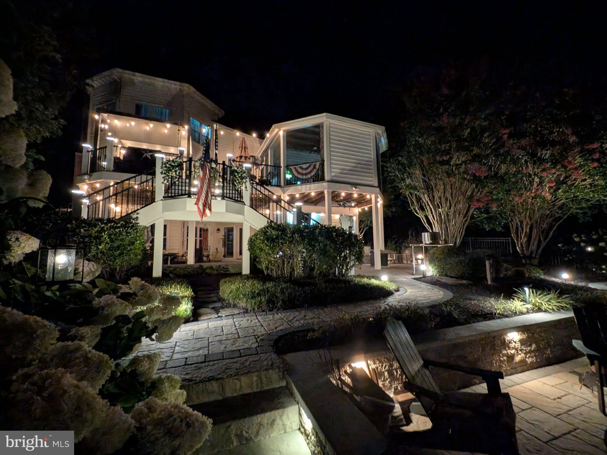 HOLLY HILLS - Residential