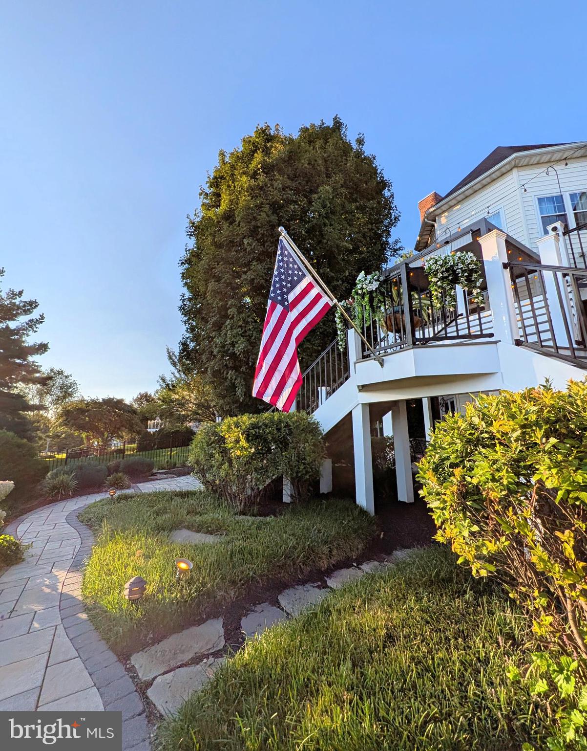 HOLLY HILLS - Residential