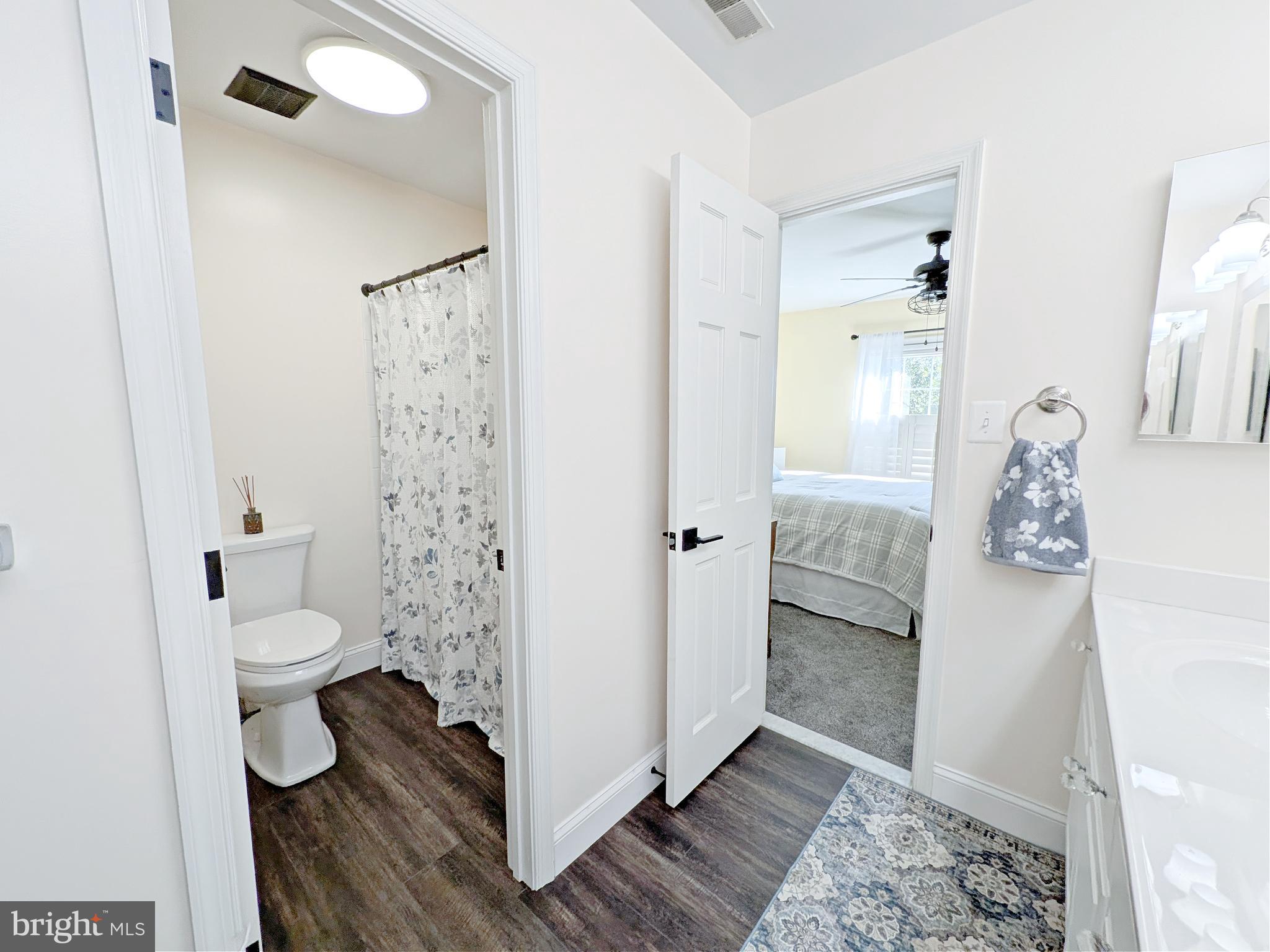 HOLLY HILLS - Residential