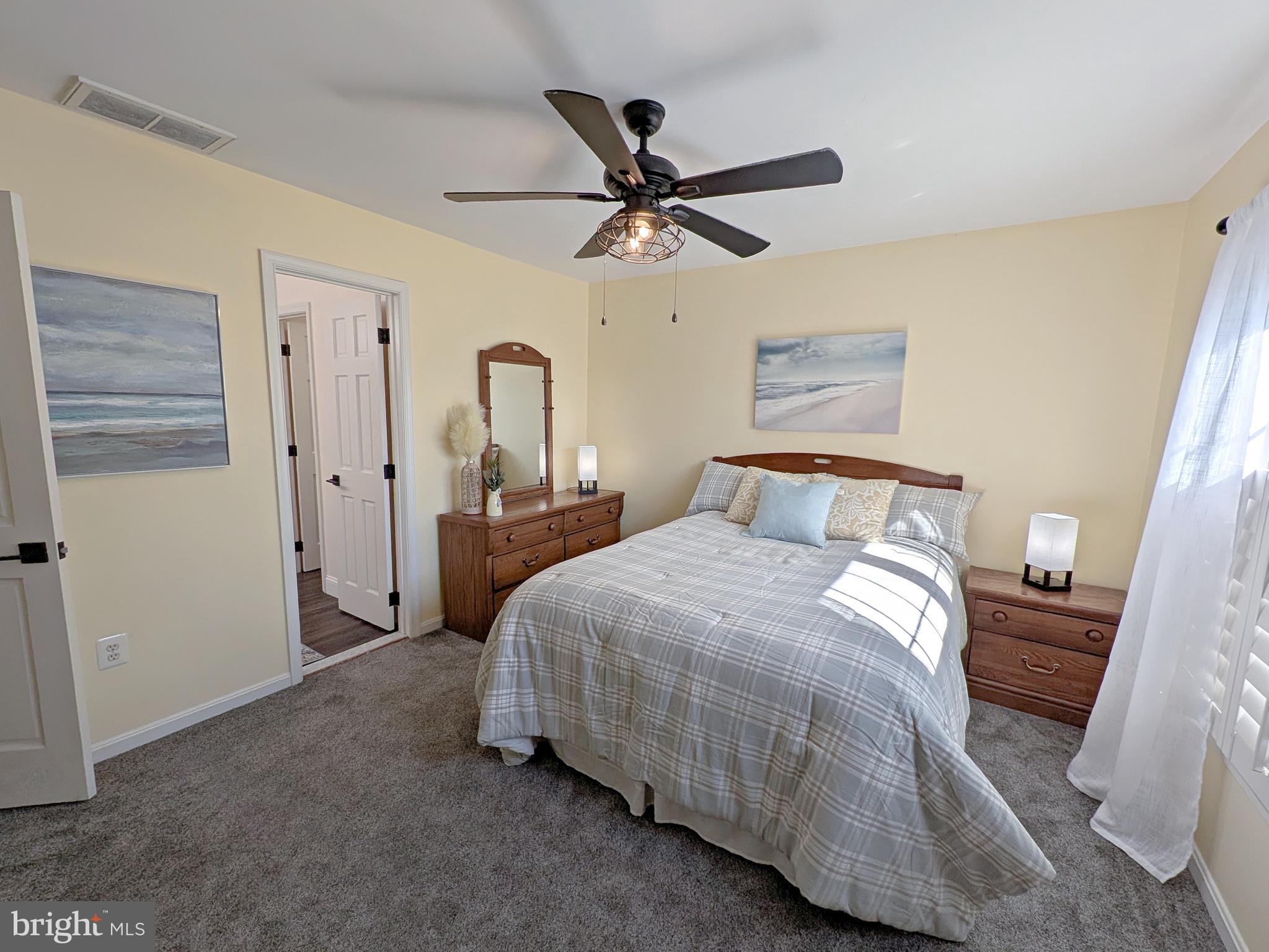 HOLLY HILLS - Residential