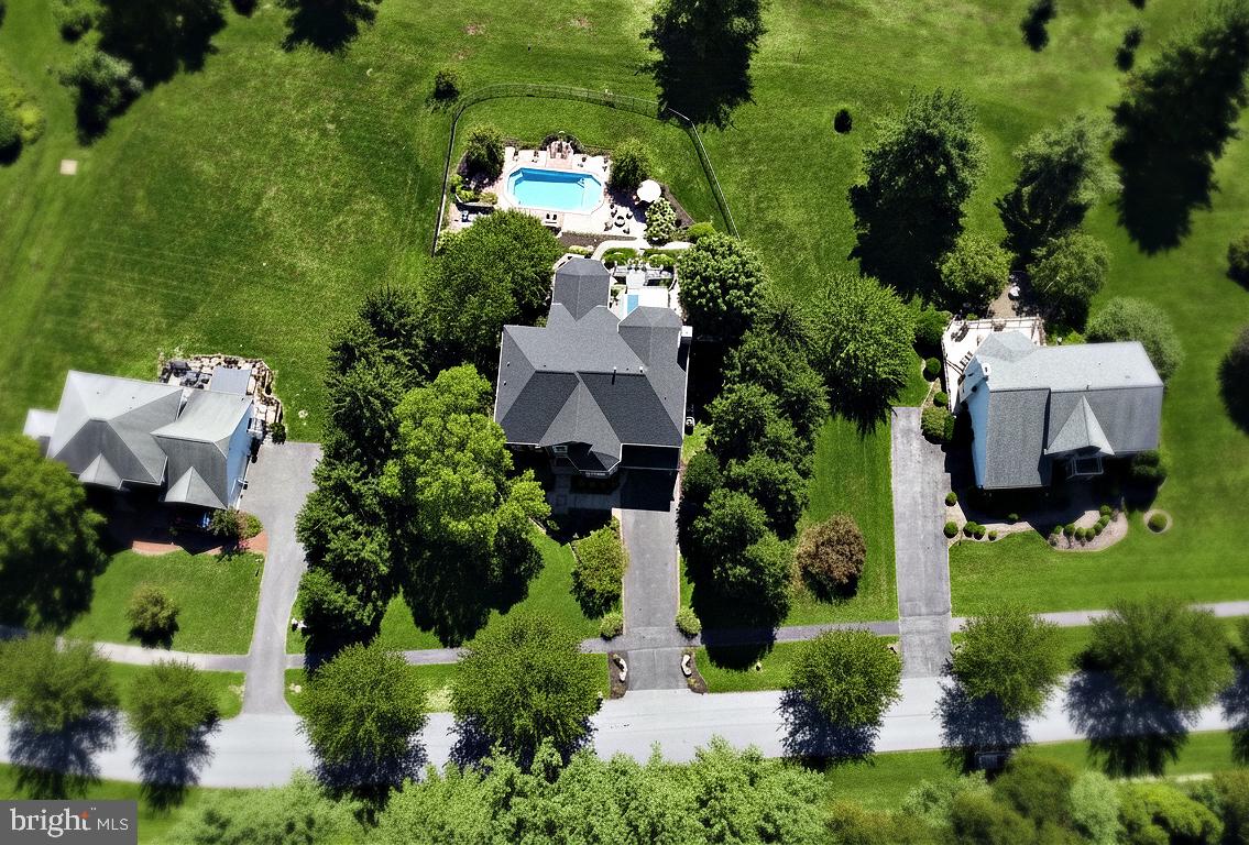 HOLLY HILLS - Residential