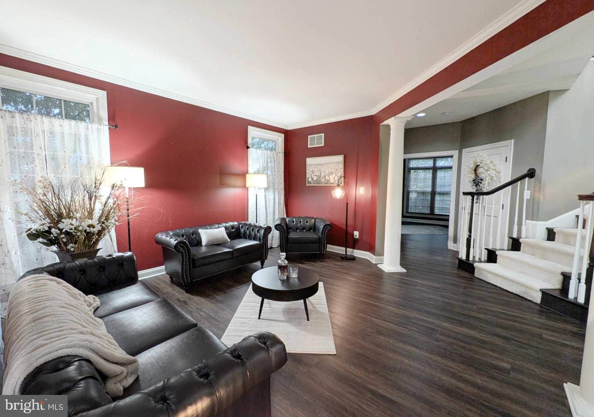 HOLLY HILLS - Residential