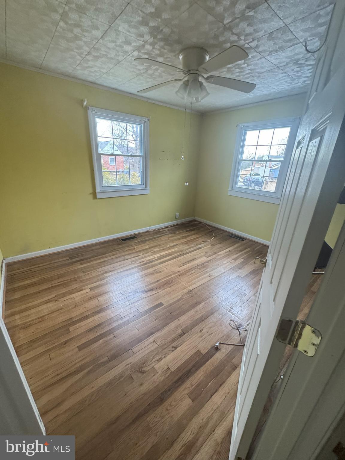 ELMWOOD - Residential