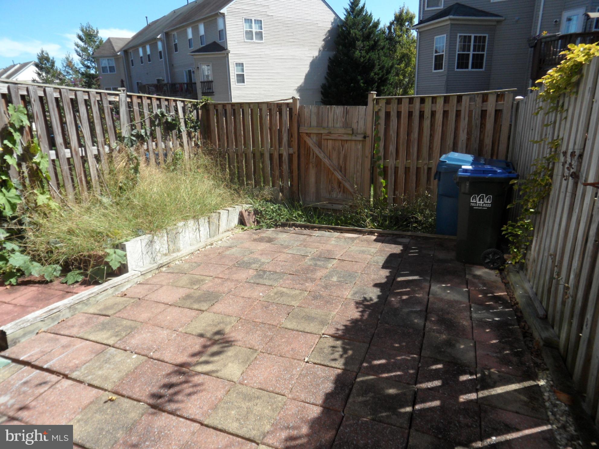 KINGSBROOKE - Residential Lease