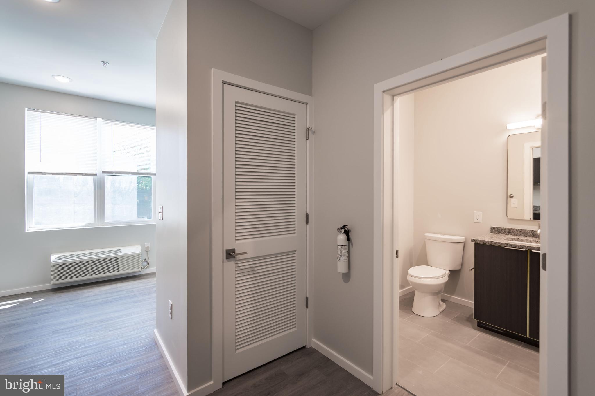 4124 HAVERFORD AVENUE STUDIO