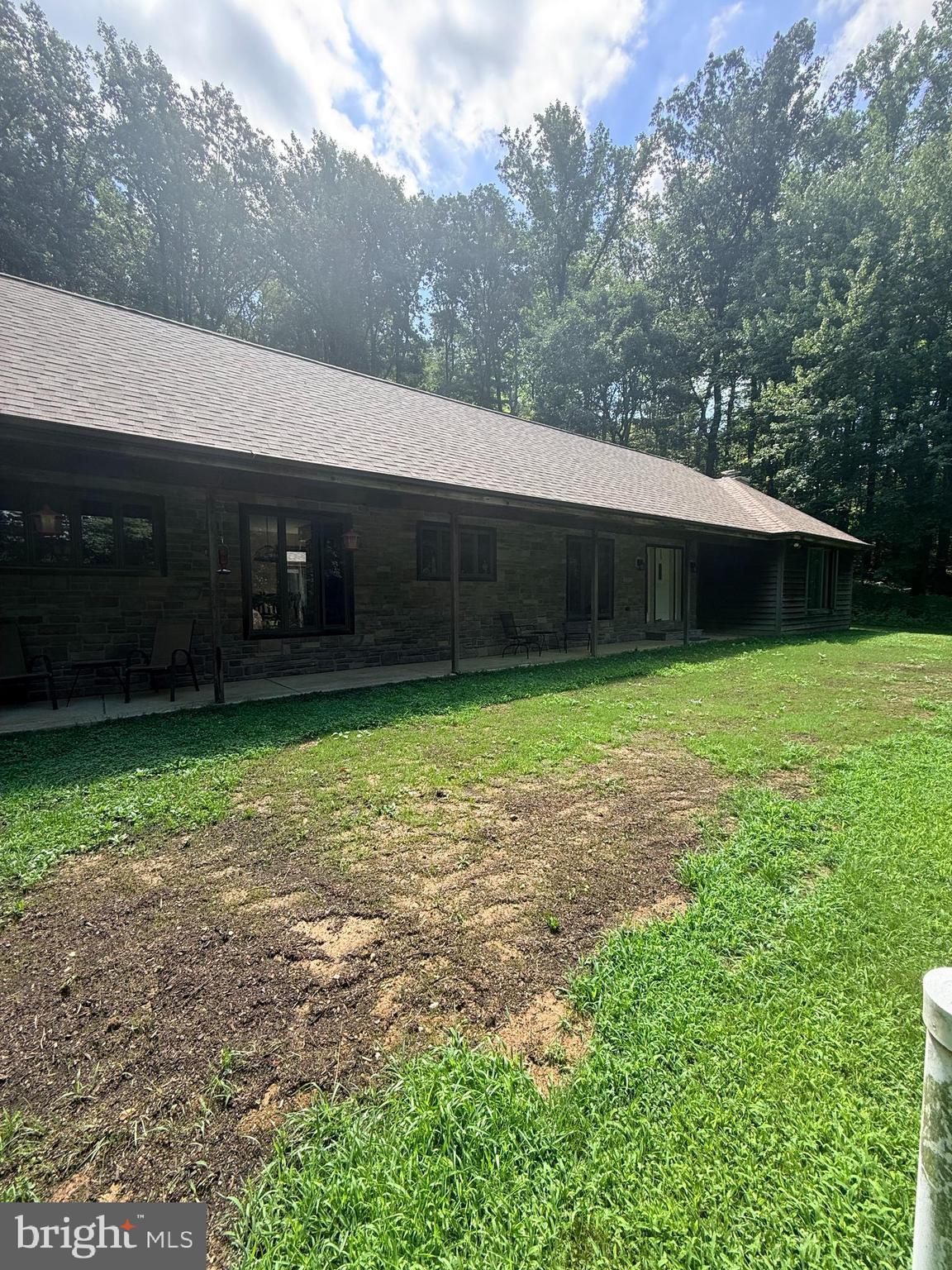 1652 POTTSTOWN PIKE