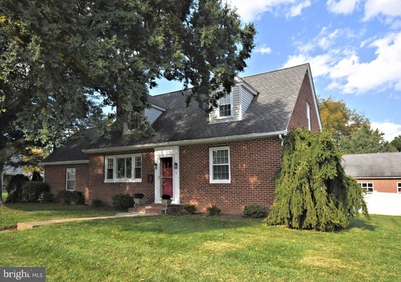 715 DELAWARE AVE, LANSDALE, PA 19446 - Image d48b2c866601ee86d6fb977656a7f134/2890124445