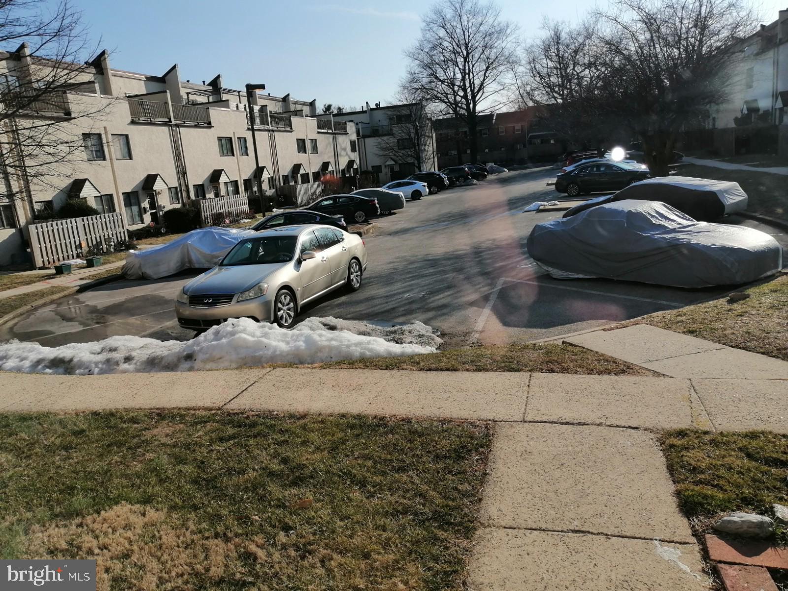 CHESTNUT HILL - Residential