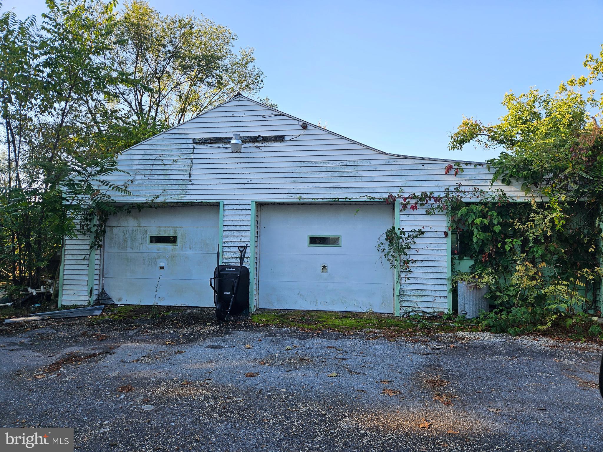 1588 FORT LOUDON ROAD