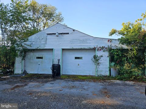 1588 FORT LOUDON ROAD MERCERSBURG PA 17236