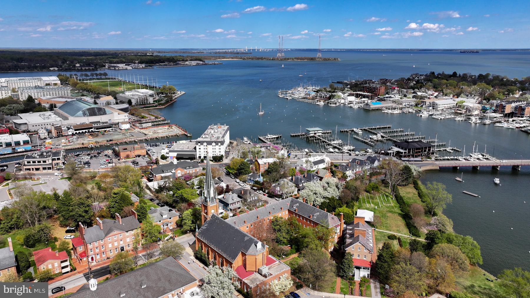 HISTORIC DISTRICT - Residential